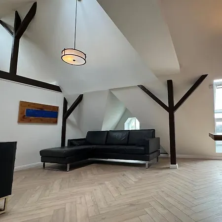 Jaybnb - Loft über Den Dächern Von Apartment
